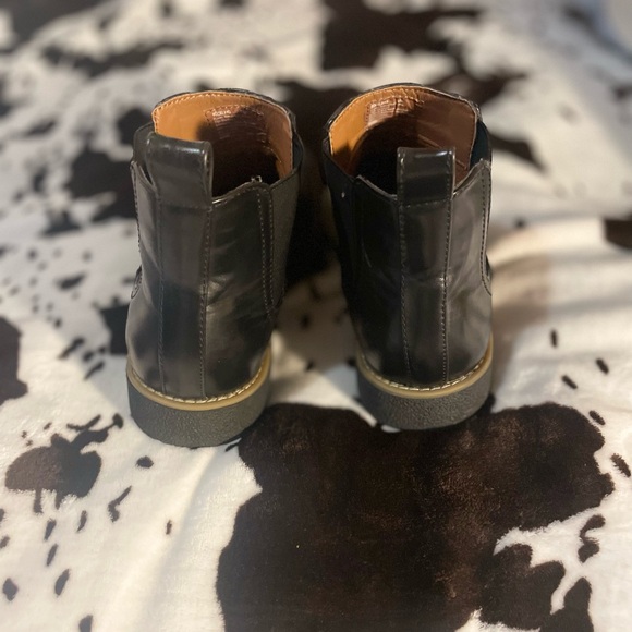 Men Leather Dress Boot (Only Worn Once) - Picture 4 of 4